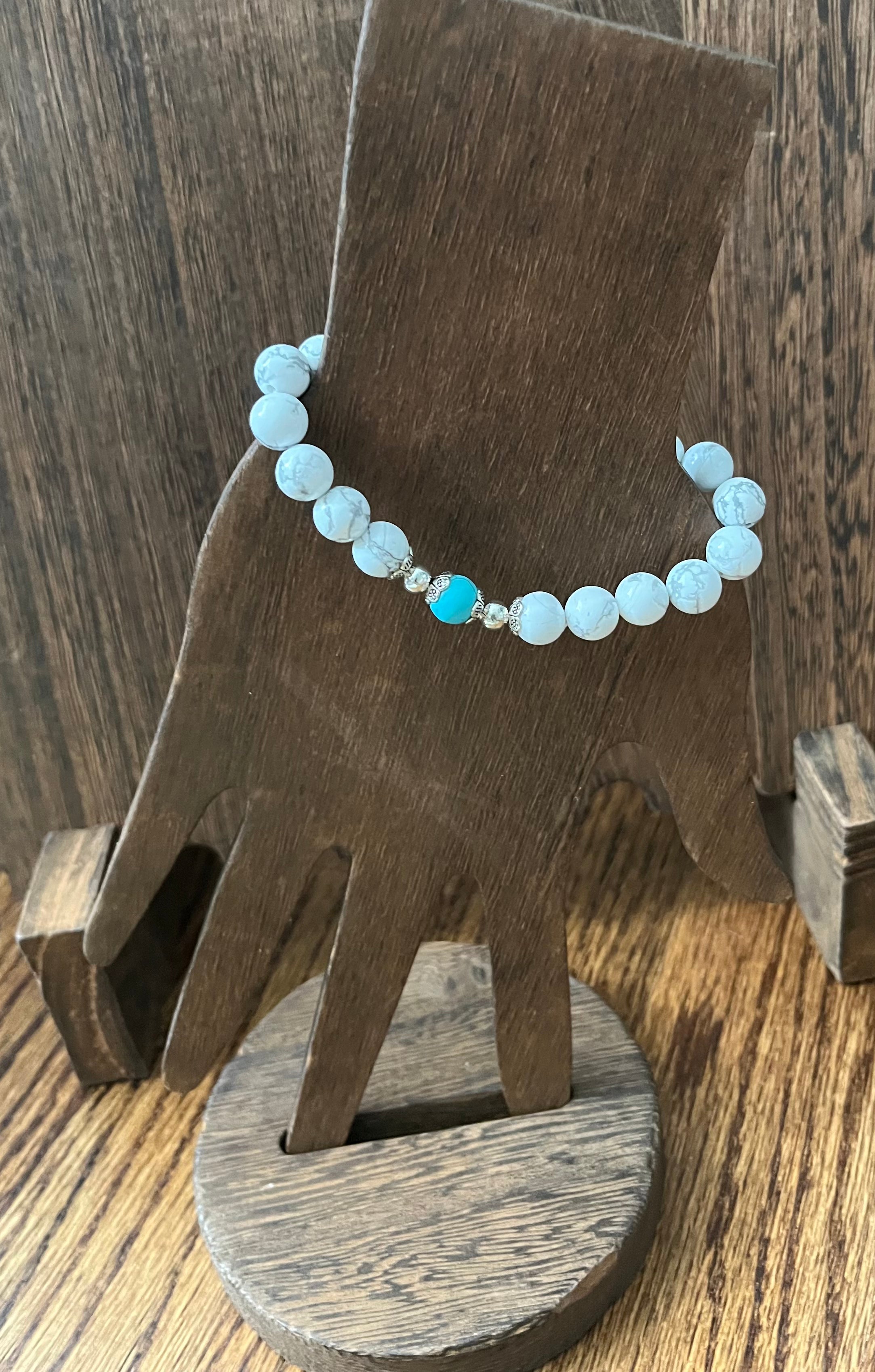 White Howlite & Turquoise Stone Bracelet